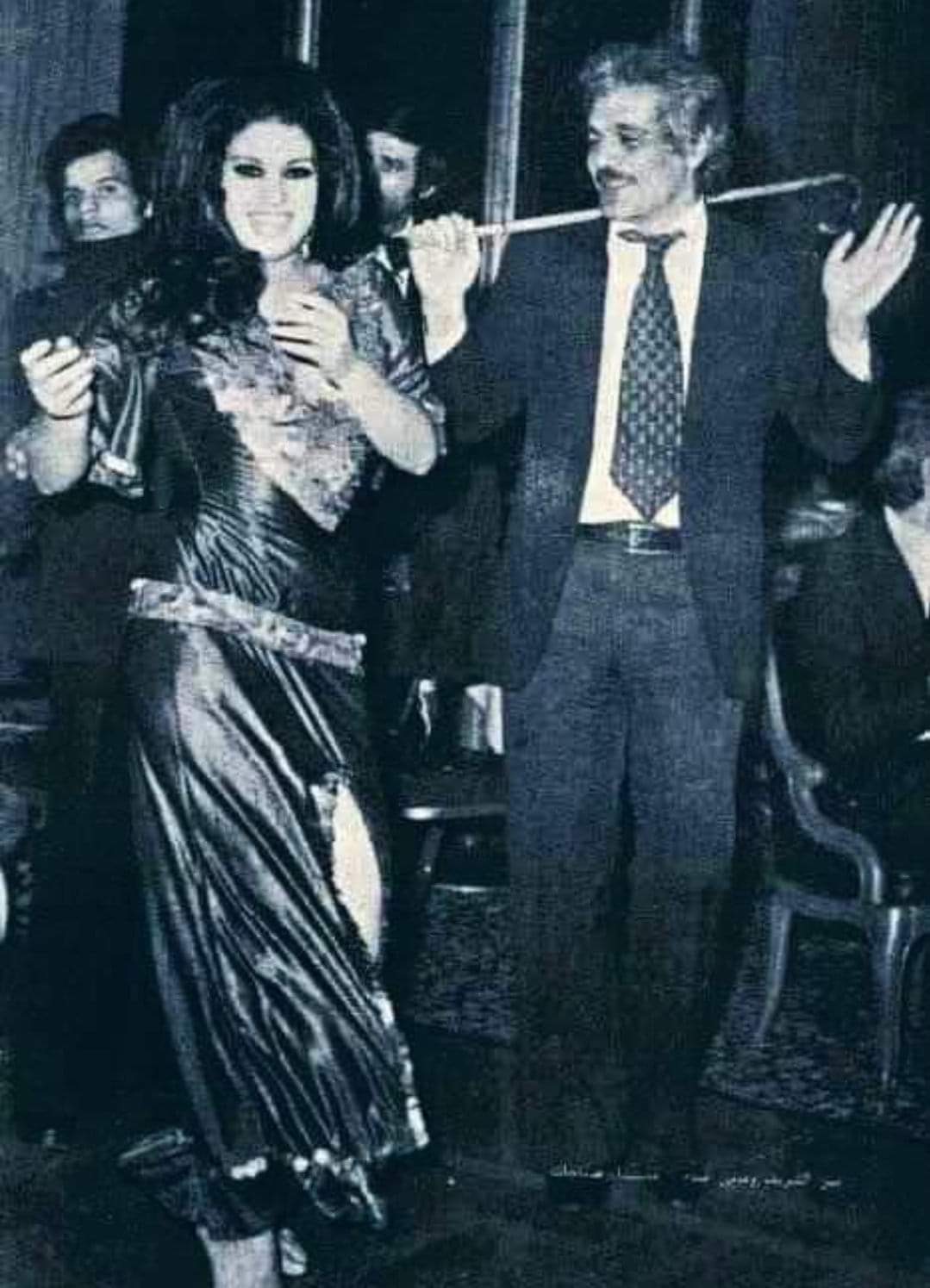 Rear picture of Fifi Abdou - فیفی عبدو